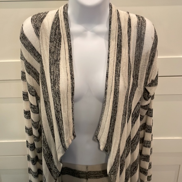 Volcom long cardigan - Picture 2 of 5